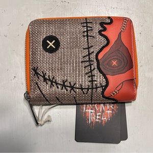 NWT  sam trick r treat wallet orange loungefly
